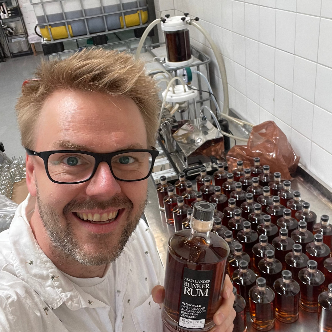 Kom med bag kulissen